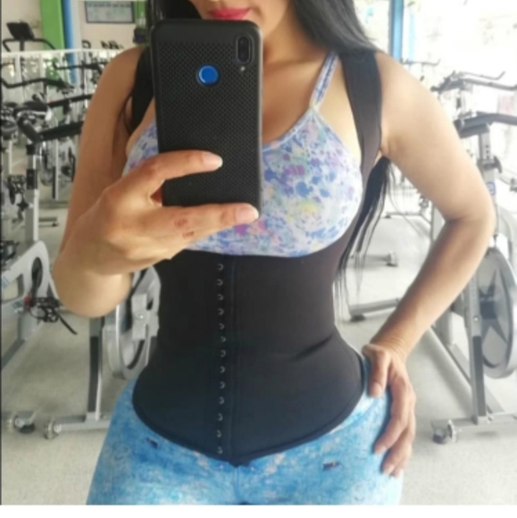 Colombian bodyshaper - Picture 3 of 7